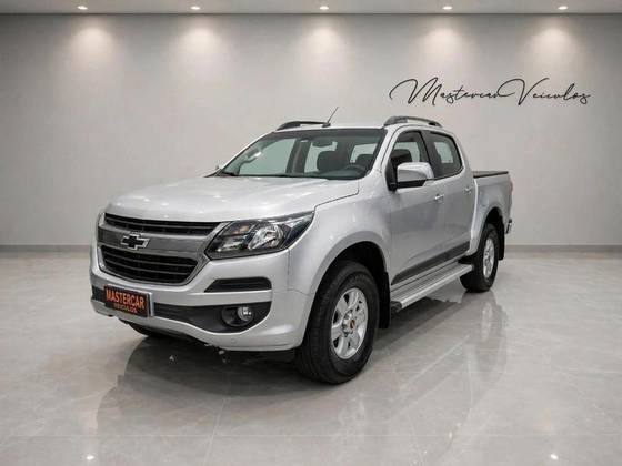 CHEVROLET S10 2.4 ADVANTAGE 4X2 CD 8V FLEX 4P MANUAL CHEVROLET S10 2.4 ADVANTAGE 4X2 CD 8V FLEX 4P MANUAL